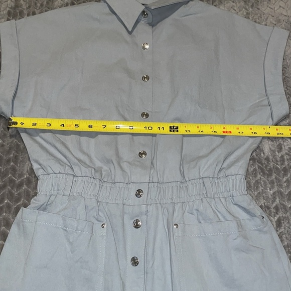 NWT Dokotoo Utility Cargo Romper.  Cotton and Linen/Denim.  Size Large. Gray. - Picture 3 of 10